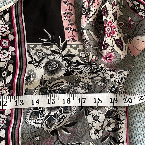 Maurices  Pink & Black and Gray Floral Slit Sleeve Shift Dress   Size M - Picture 16 of 16